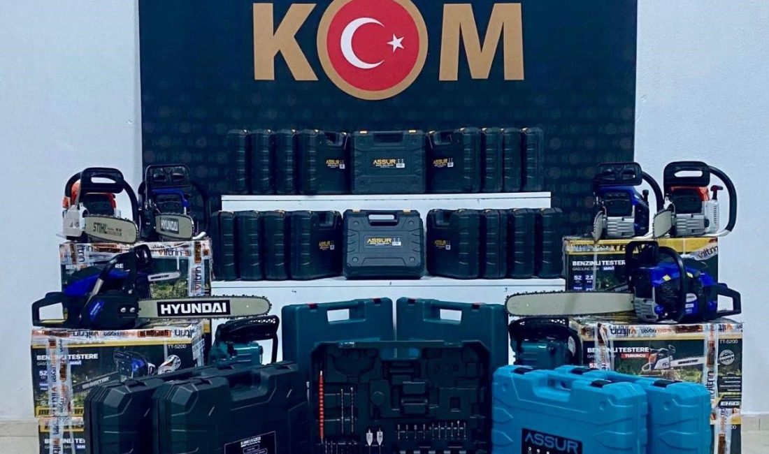 Kars’ta kaçakçılık operasyonu çok sayıda kaçak tütün mamulü ve elektronik