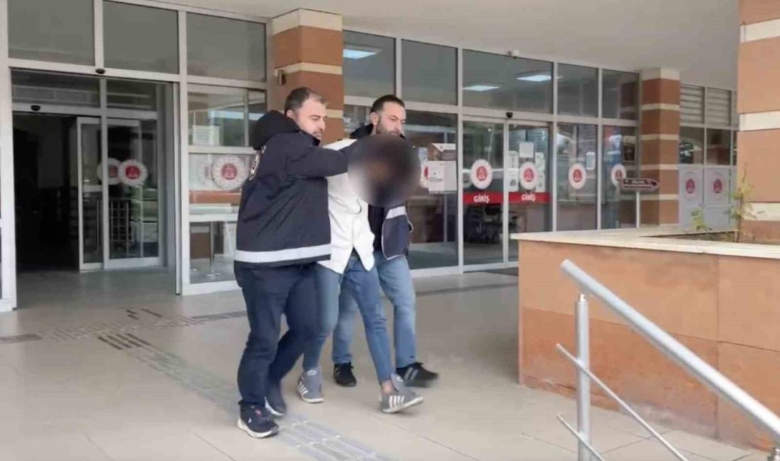 Kastamonu’da çaldıkları otomobille birlikte yakalanan 2 şüpheliden 1’i tutuklandı. Edinilen
