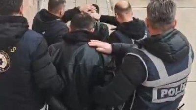 Kastamonu’da bir iş yerini kurşunladıkları gerekçesiyle gözaltına alınan 3 şüpheliden