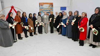 Erzincan’da “Hünerli Ellerden Tescilli Lezzetler Projesi” kapsamında Hünerli Eller Kadın