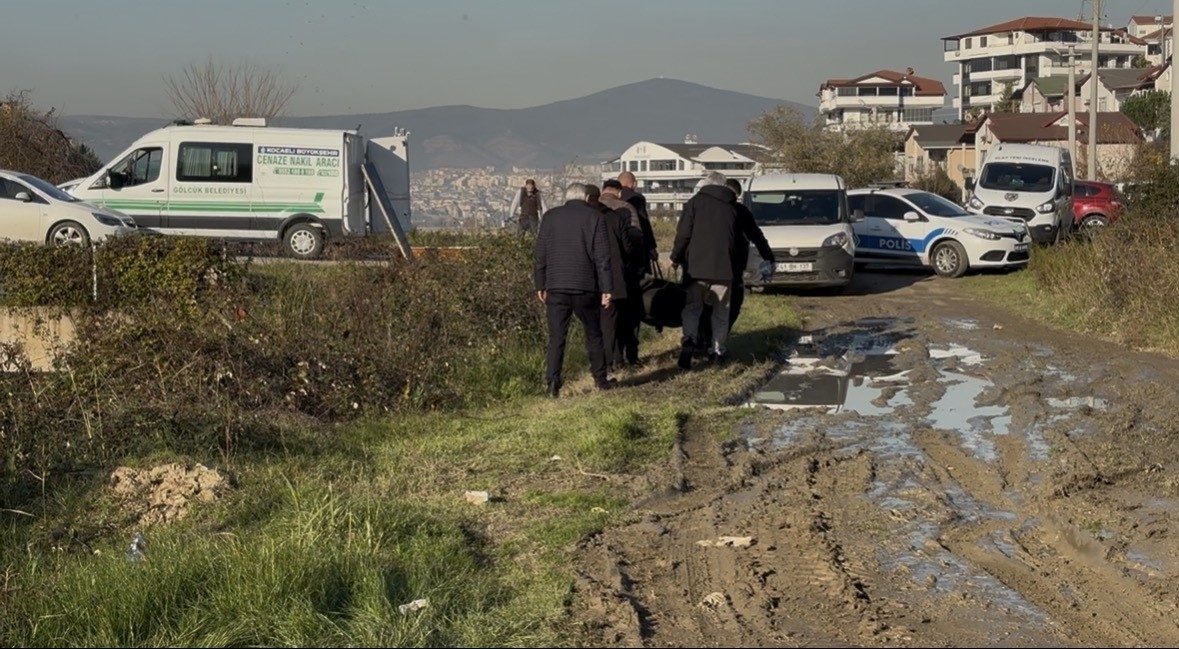 Kocaeli’nin Gölcük ilçesinde kendisinden haber alınamayan genç, kız arkadaşının cep