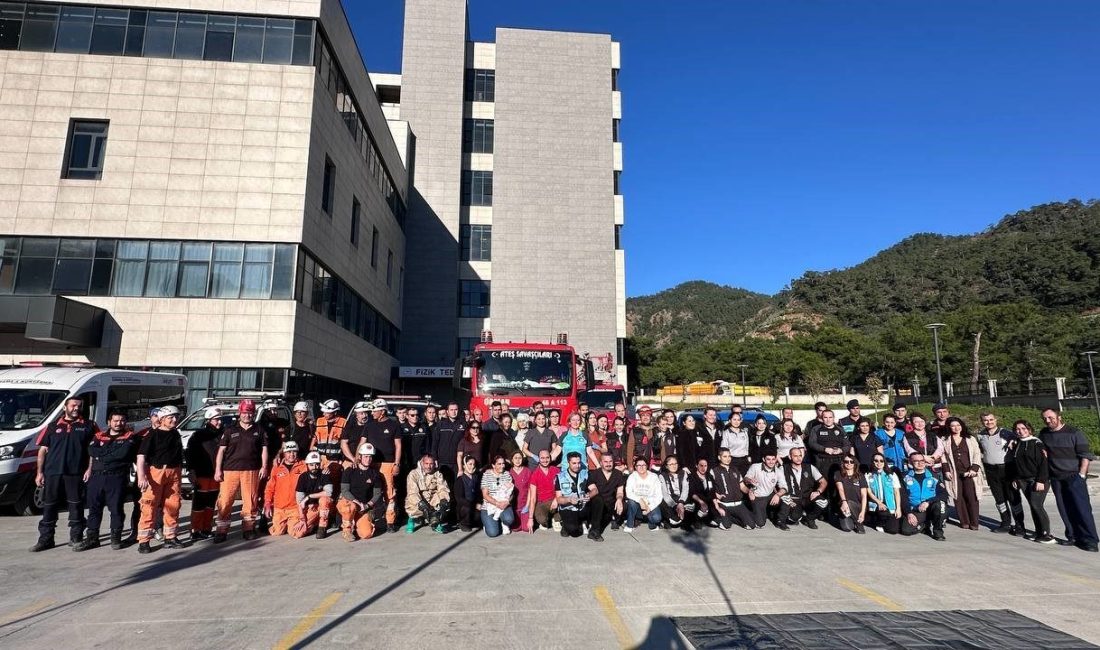 Muğla’nın Marmaris ilçesi Marmaris Devlet Hastanesi koordinasyonunda, hastane otoparkı ve