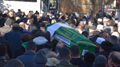 Umre ibadetini yerine getirmek için Sakarya’nın Hendek ilçesinden Mekke’ye giden