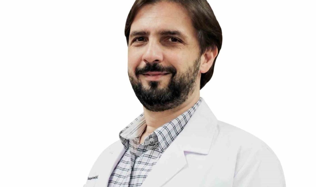 Kardiyoloji Uzmanı Doç. Dr. Oğuzhan Yücel, mide bölgesinde hissedilen bir