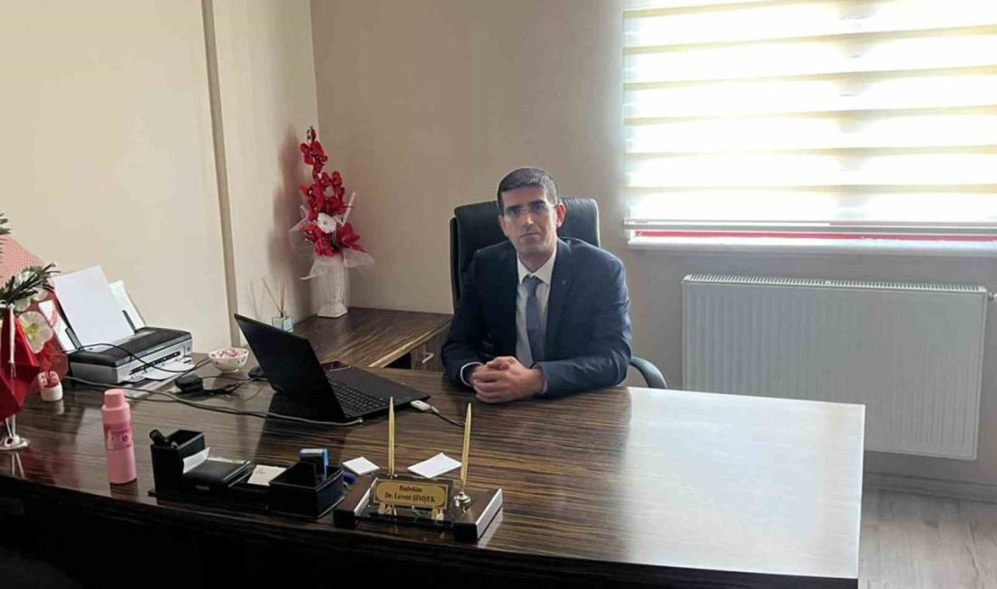 Köprüköy Devlet Hastanesi doktorlarından Levent Şimşek, Narman Devlet Hastanesi Başhekimliğine