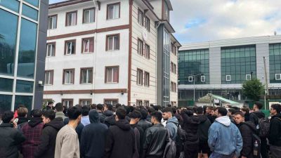 Sinop’ta erkek öğrenci yurdunda çalan yangın alarmı kısa süreli paniğe