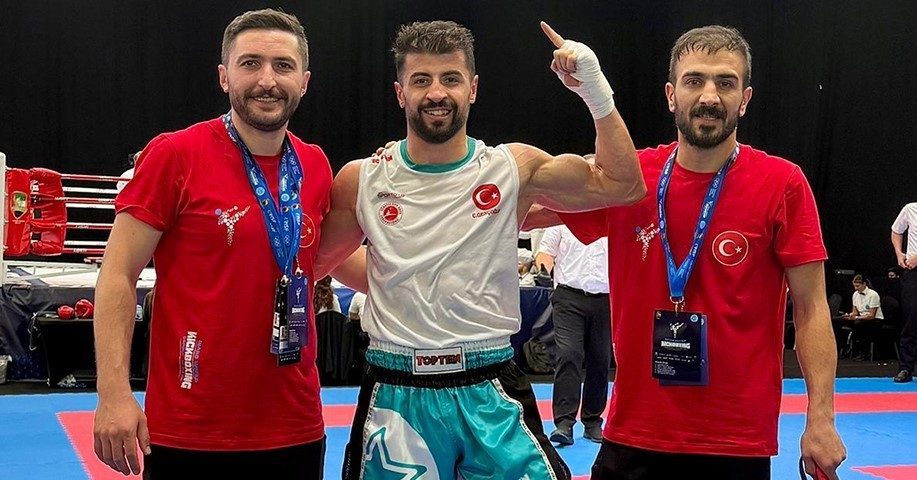 ETÜ Spor Bilimleri Fakültesi Öğretim Üyesi Cebrail Gençoğlu, 63 kg