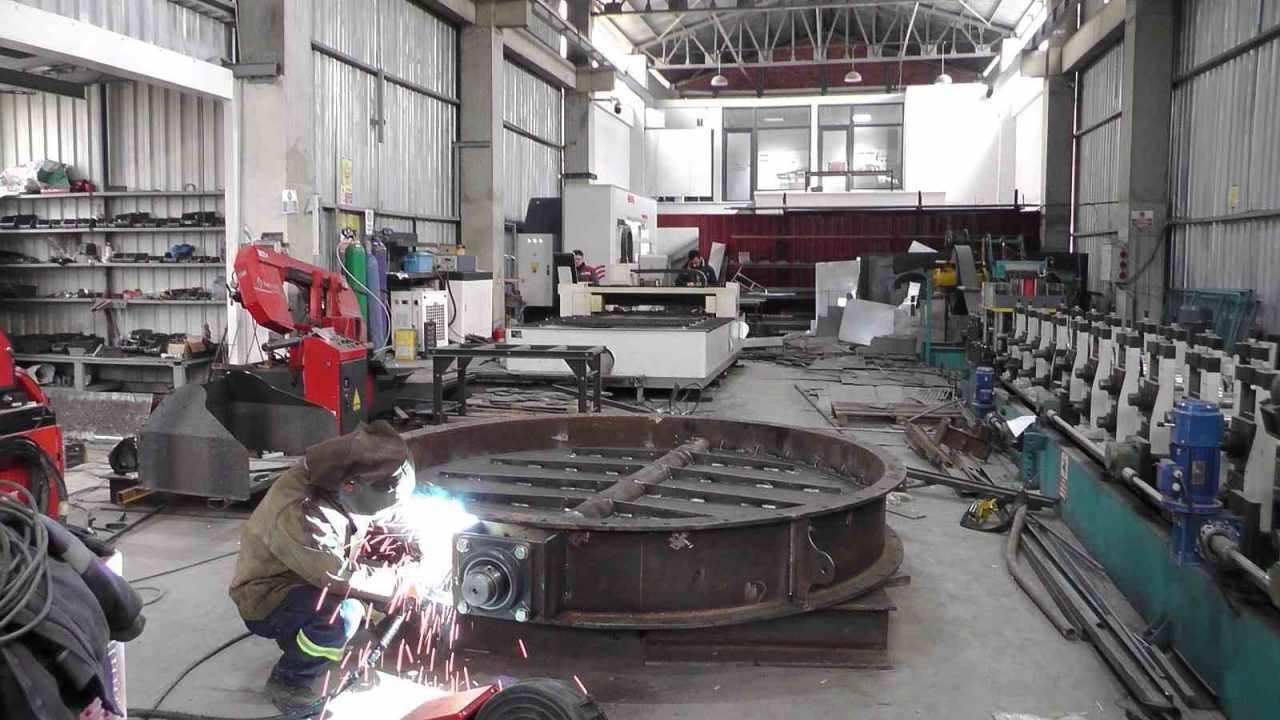 Erzurum’un Oltu ilçesinde bulunan Organize Sanayi Sitesi’nde yatırımlar artarak devam