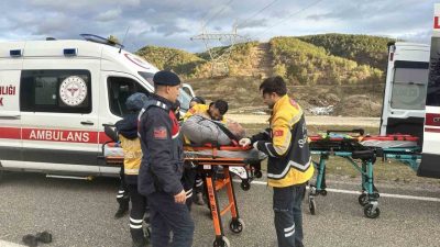 Kastamonu’da 1 kişinin hayatını kaybettiği trafik kazasında yaralanan kamyonet sürücüsü,