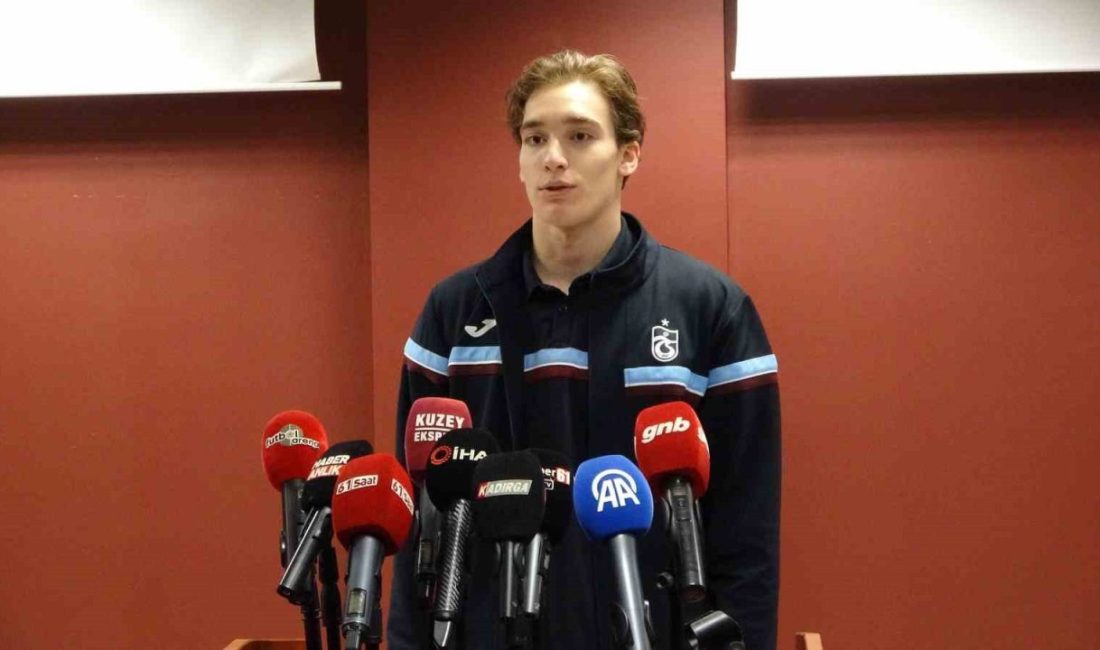 Trabzonspor’un genç kalecisi Onuralp Çevikkan, galibiyet için mutlu olduğunu belirterek,