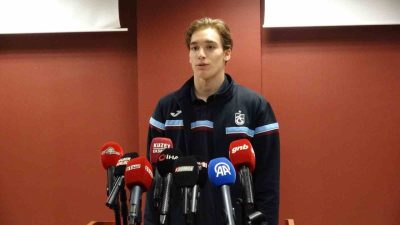 Trabzonspor’un genç kalecisi Onuralp Çevikkan, galibiyet için mutlu olduğunu belirterek,