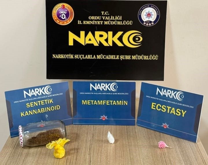 Ordu’da polis ekipleri tarafından düzenlenen uyuşturucu operasyonlarında 1 şüpheli tutuklandı.