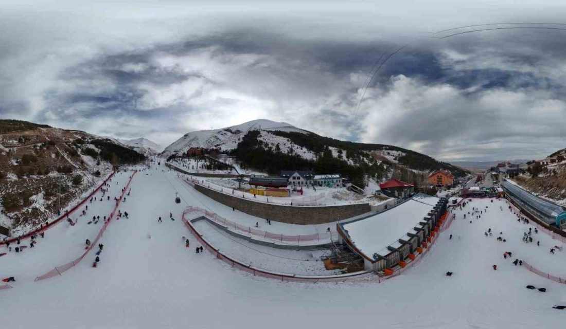 Türkiye’nin önemli kış turizm merkezlerinden Erzurum Palandöken Kayak Merkezi’nde hareketlilik