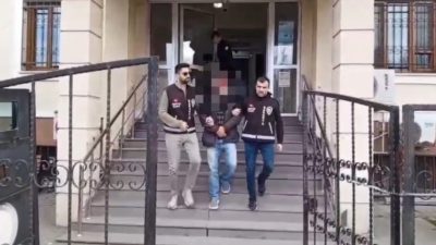 Sakarya’da polis ekiplerince haklarında kesinleşmiş hapis cezası ve yakalama kararı