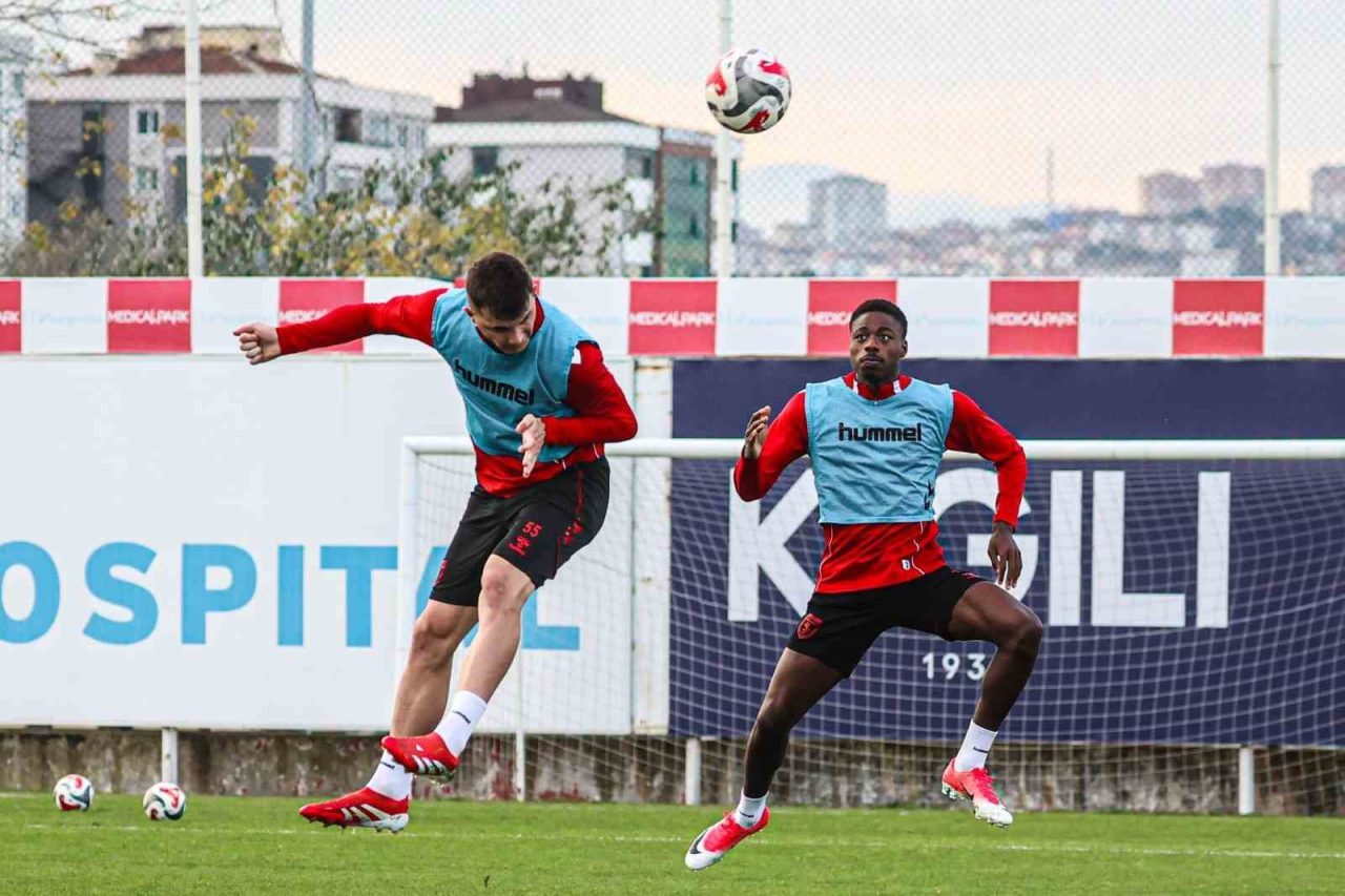 Trendyol Süper Lig’de ve UEFA Konferans Ligi’nde oynadığı son 14