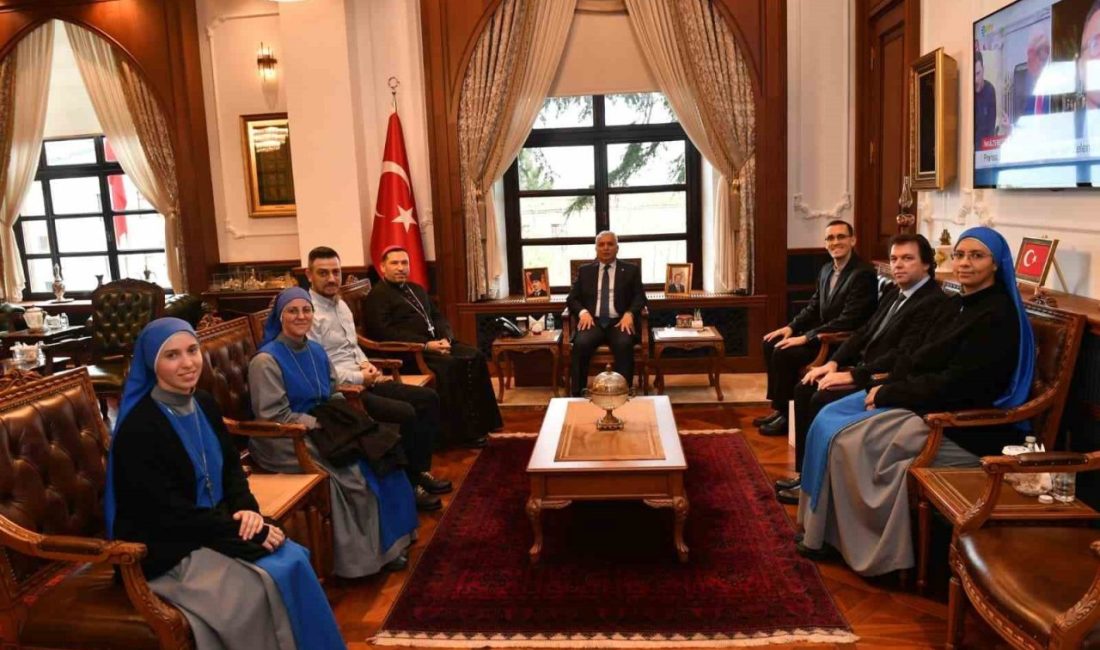 Trabzon Valisi Aziz Yıldırım, Santa Maria Katolik Kilisesi Episkoposu Antuan