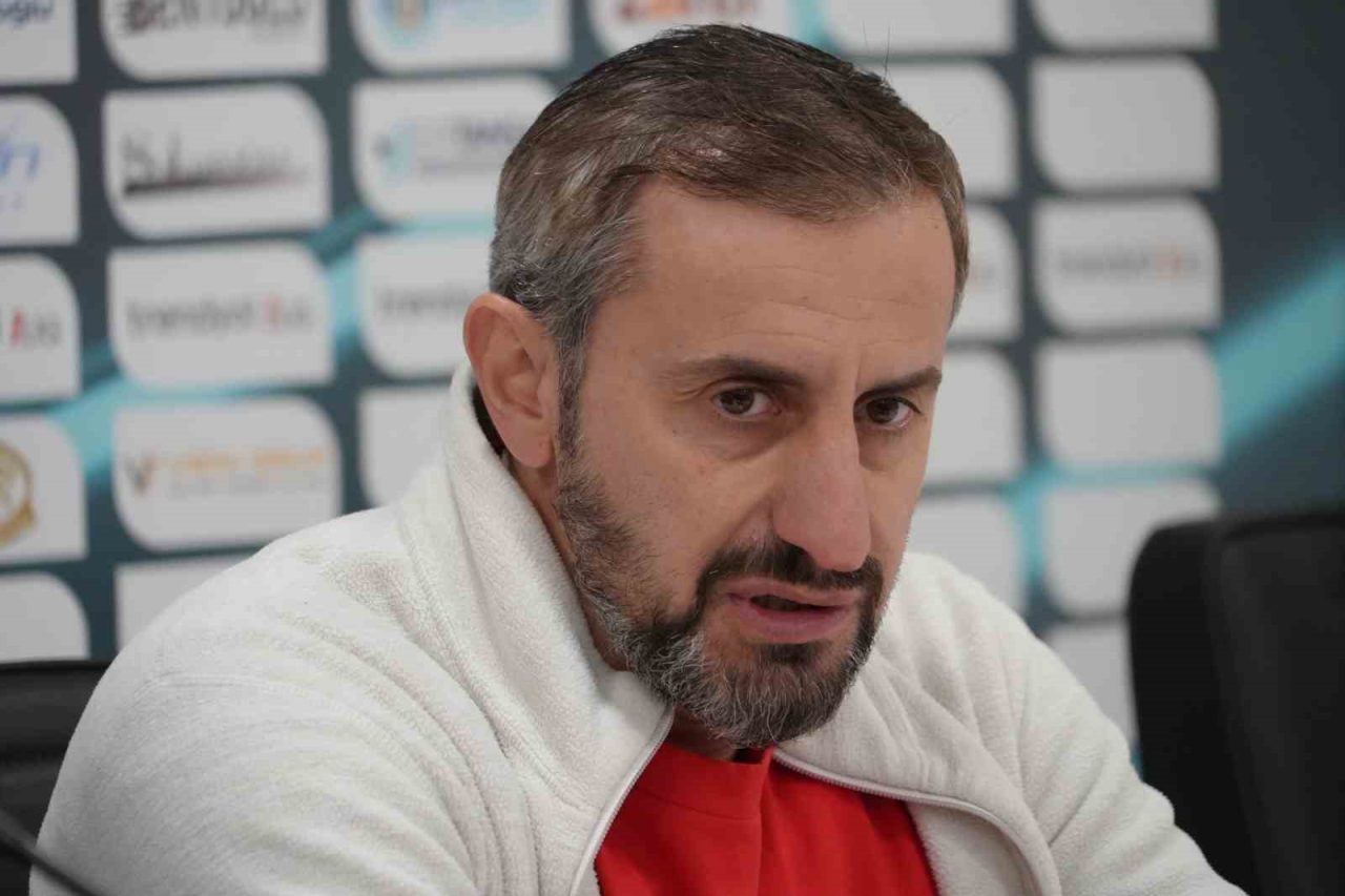 Erzurumspor FK Teknik Direktörü Serkan Özbalta, Çorum FK maçının ardından,