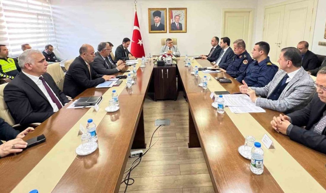 Sinop’ta kış mevsimi trafik tedbirleri toplantısı yapıldı. Toplantıda, yoğun kar