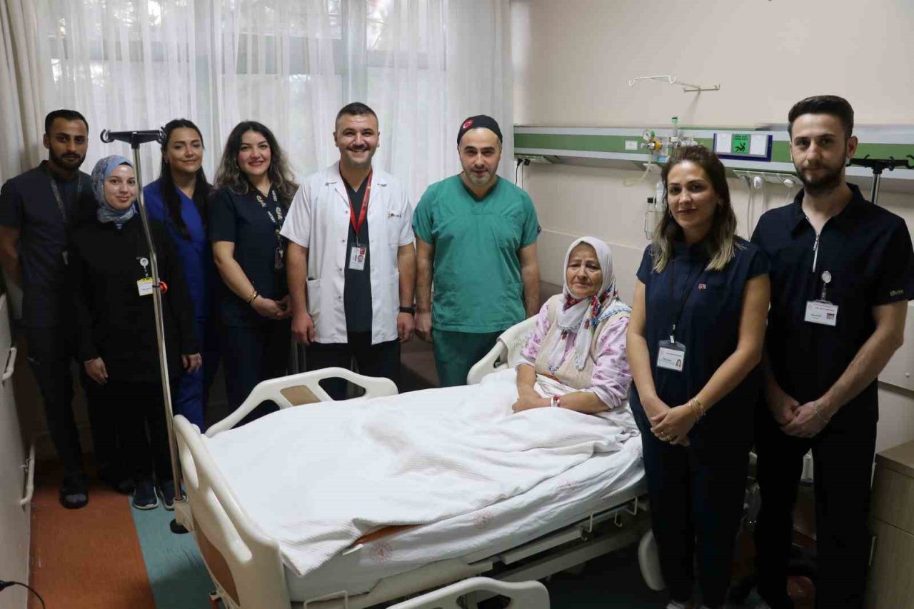 Sivas Devlet Hastanesi doktorları, B grubu ikinci basamak statüsünde olmasına