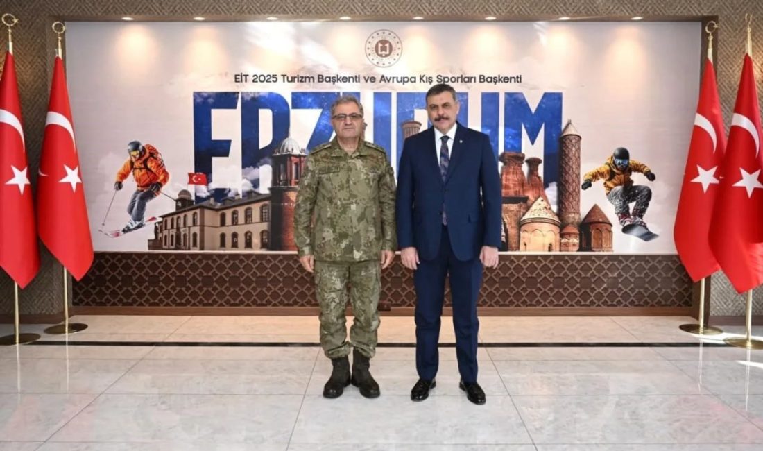 Kara Kuvvetleri Komutanı Orgeneral Metin Tokel, Erzurum Valisi Mustafa Çiftçi’yi