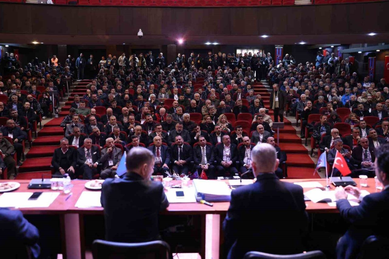 Trabzonspor Kulübü Başkanı Ertuğrul Doğan, borçların sürdürülebilir hale getirilmesine yönelik