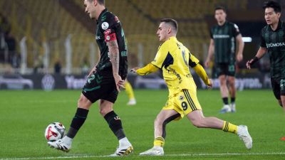 Trendyol Süper Lig’in 16. haftasında Fenerbahçe, sahasında Konyaspor ile karşılaşıyor.