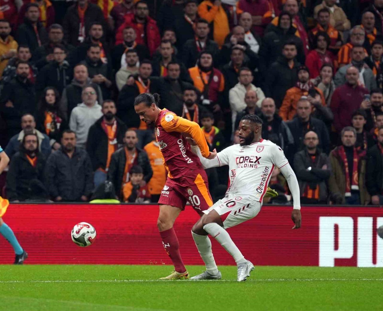 Trendyol Süper Lig’in 15. haftasında Galatasaray, evinde karşılaştığı Samsunspor’u 3-2