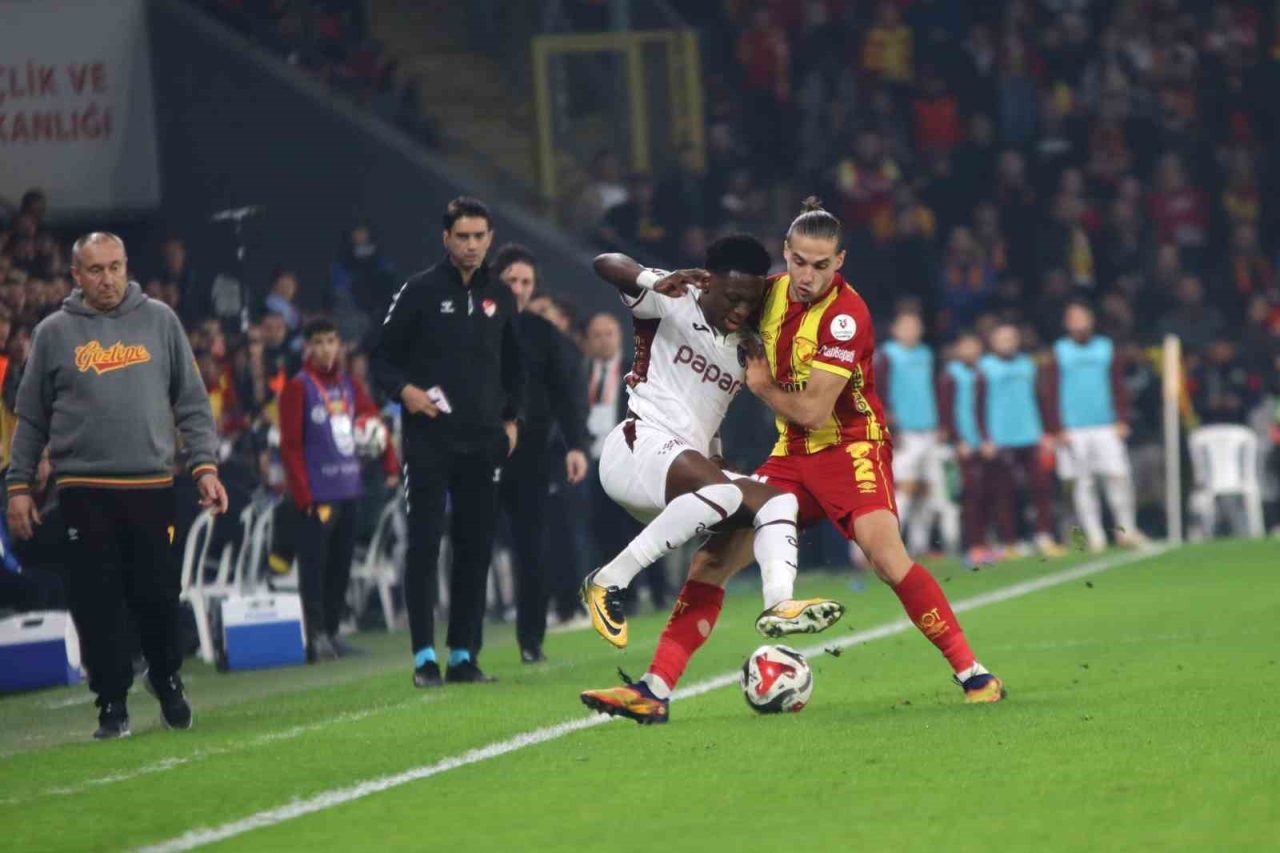 Trendyol Süper Lig’in 15. haftasında Göztepe, sahasında karşılaştığı Trabzonspor’a 2-1
