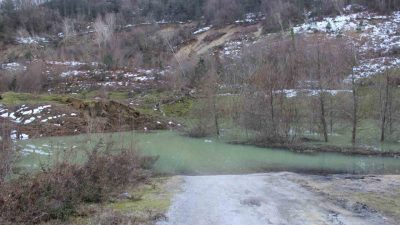 Sinop’un Türkeli ilçesinde aylar önce heyelanla kapanan yola herhangi bir