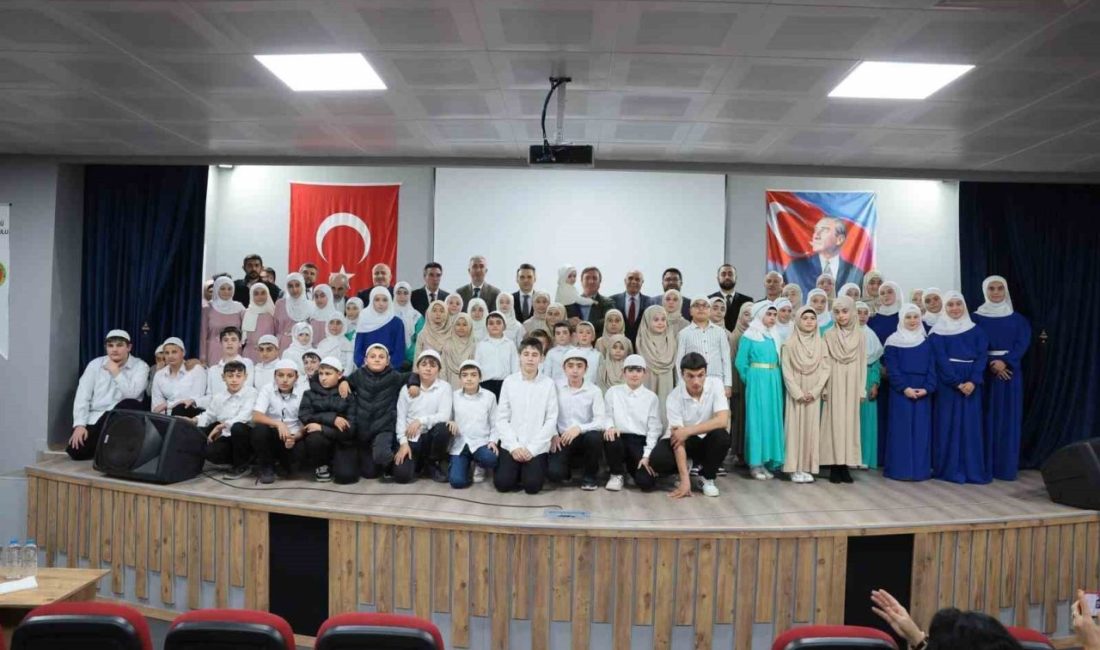 Erzincan Valisi Hamza Aydoğdu, Üzümlü Kaymakamı Buğra Karadağ ve İl