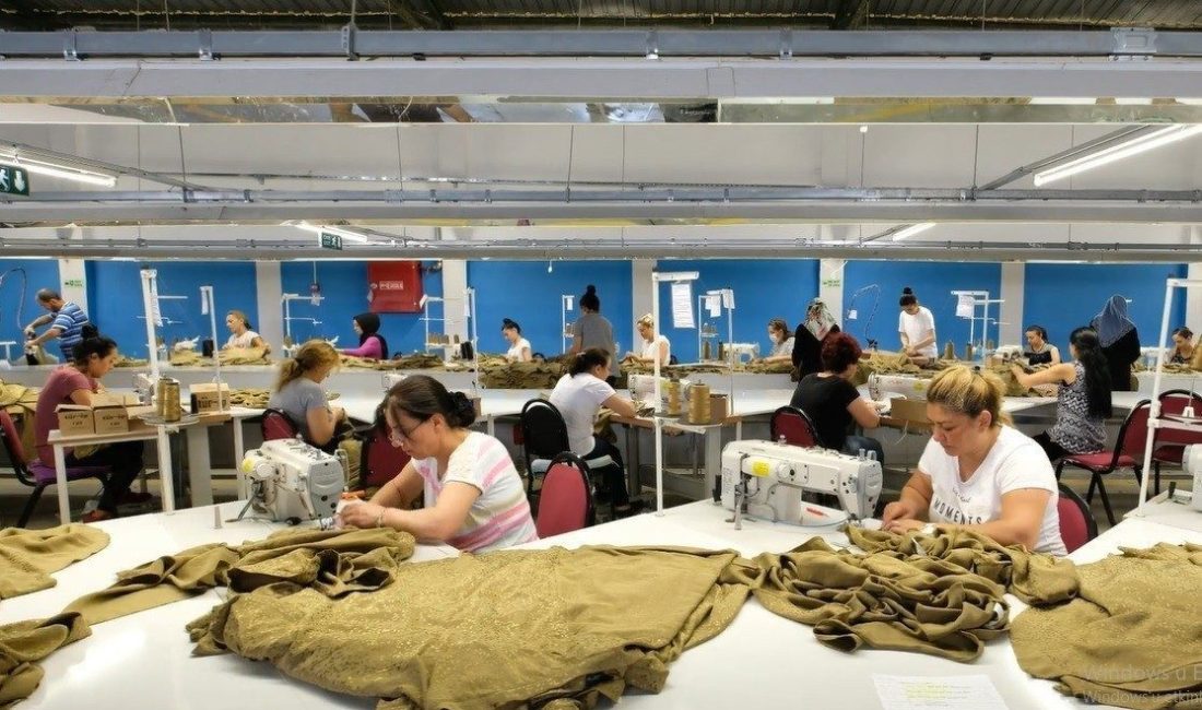 Sanayi, inşaat ve ticaret-hizmet sektörleri toplamında ücretli çalışan sayısı 2025