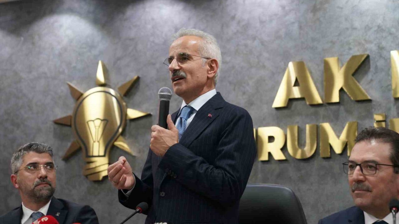 Ulaştırma ve Altyapı Bakanı Abdulkadir Uraloğlu, AK Parti Erzurum İl