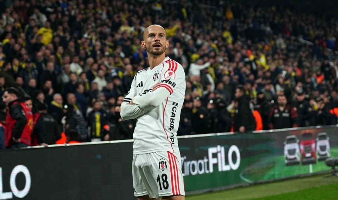 Beşiktaş’ın Çekyalı futbolcusu Vaclav Cerny, Fenerbahçe maçında attığı gollerle siyah-beyazlı