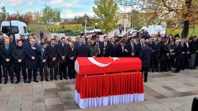 Ankara’da tedavi gördüğü hastanede 67 yaşında hayatını kaybeden eski Ak