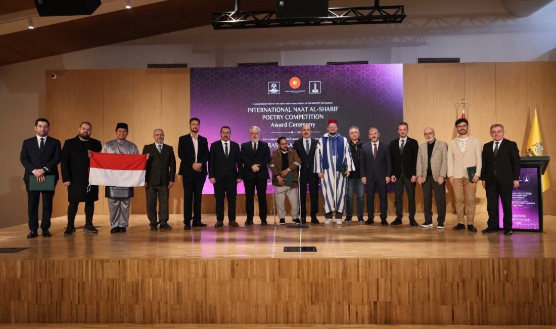 Erzurumlu Şair-yazar Yaşar Bayar, Uluslararası Naat-ı Şerif Yarışmasında ödül alarak