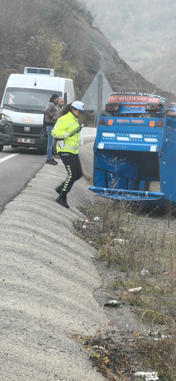 Zonguldak’ta patpat ile ticari aracın çarpıştığı kazada 1 kişi yaralandı.