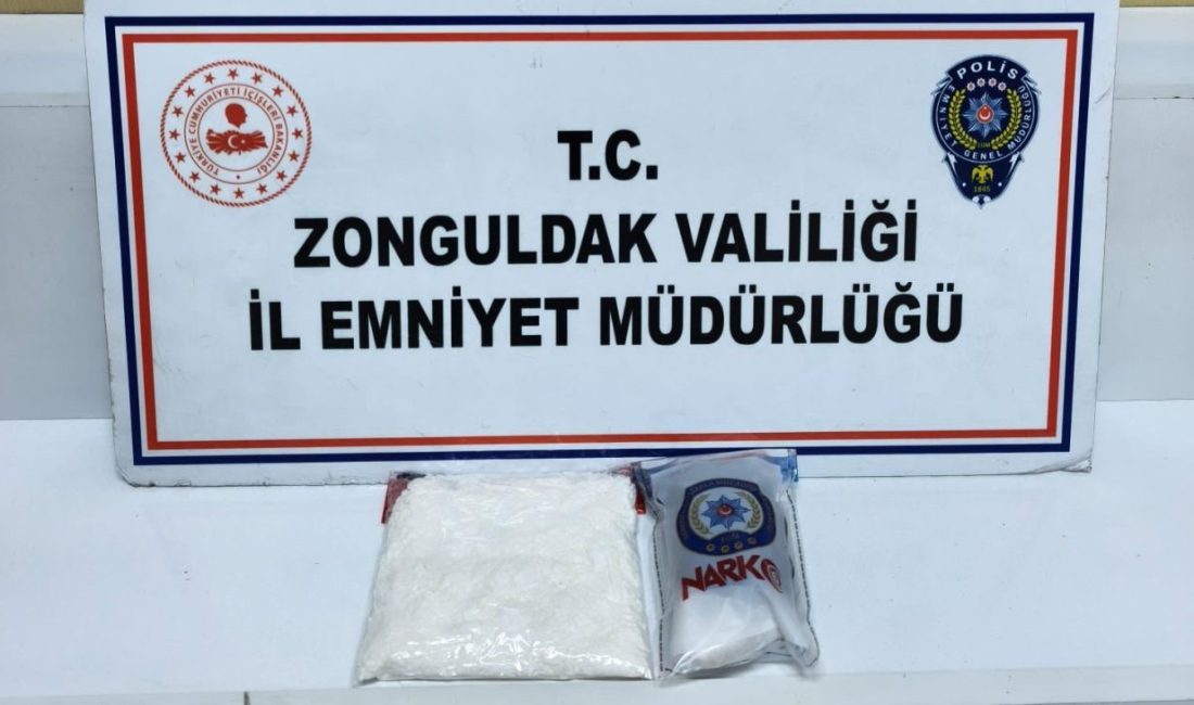 Zonguldak’ta uyuşturucu operasyonunda yakalanan 3 şüpheli tutuklanarak cezaevine gönderildi. Zonguldak