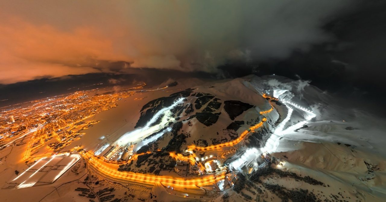 Ülkemizde özellikle sömestri tatili nedeniyle yoğunluk yaşanan kayak merkezlerinde kar