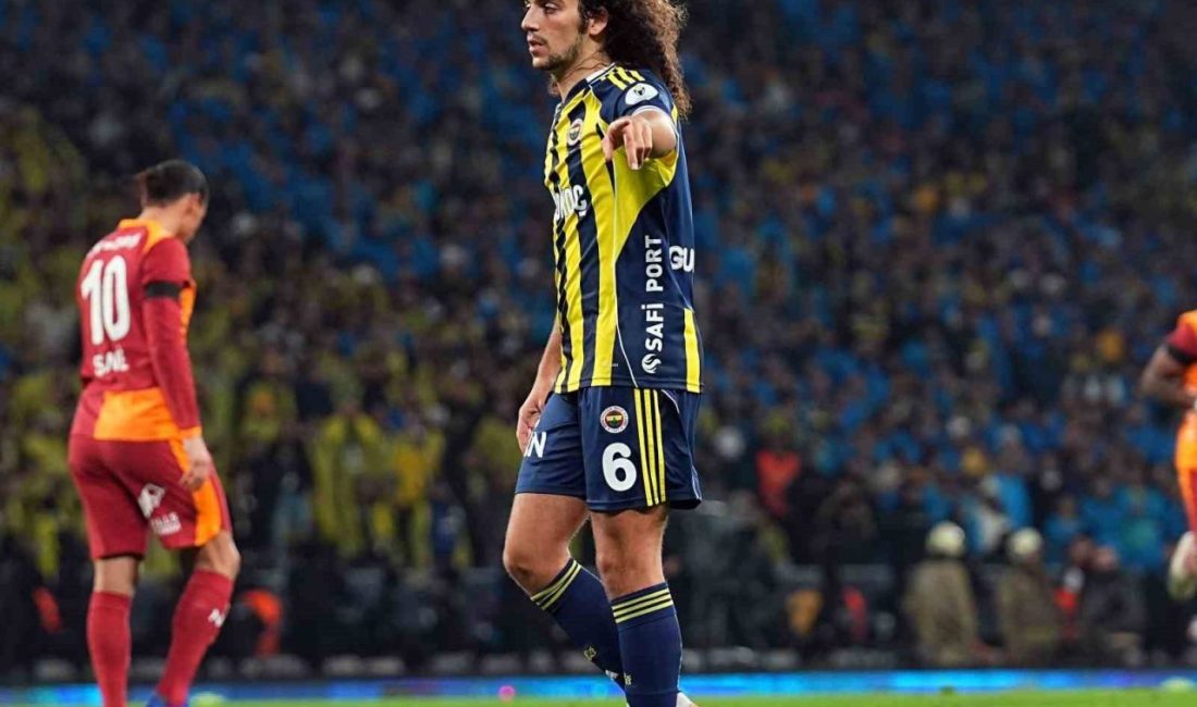 2025 Turkcell Süper Kupa final maçında Galatasaray ile Fenerbahçe, Atatürk