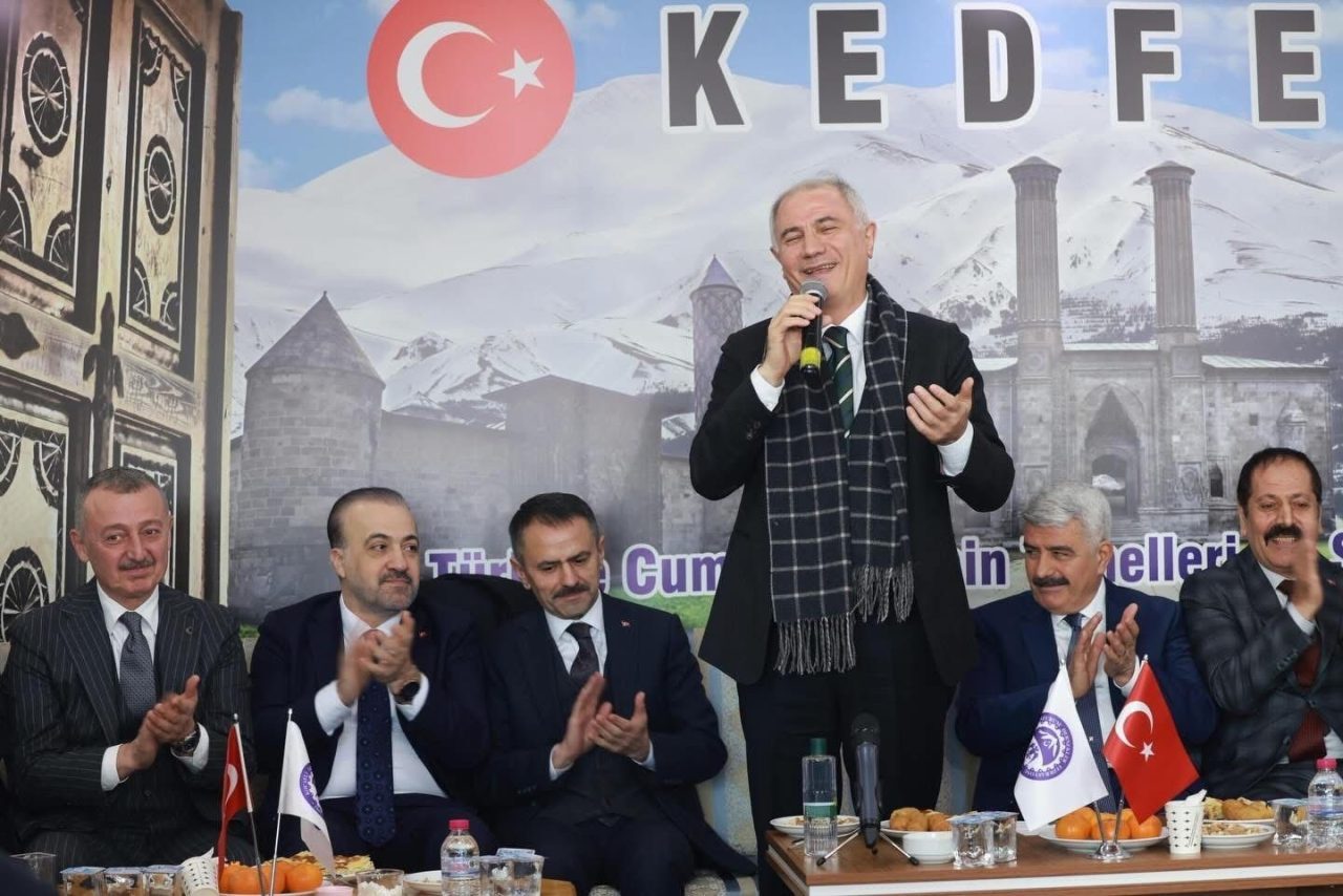 AK Parti Genel Başkan Vekili Efkan Ala, Kocaeli Erzurum Dernekler