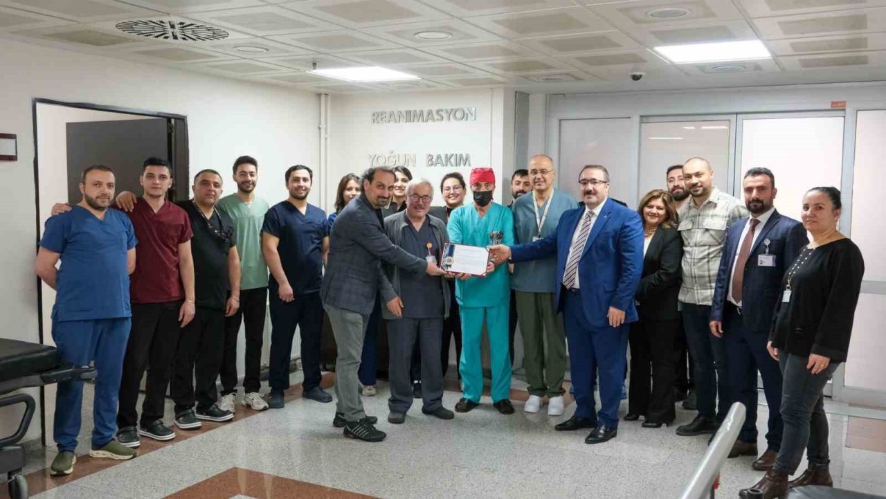 Atatürk Üniversitesi Araştırma Hastanesi bünyesindeki klinik merkezler ve yoğun bakımlarda