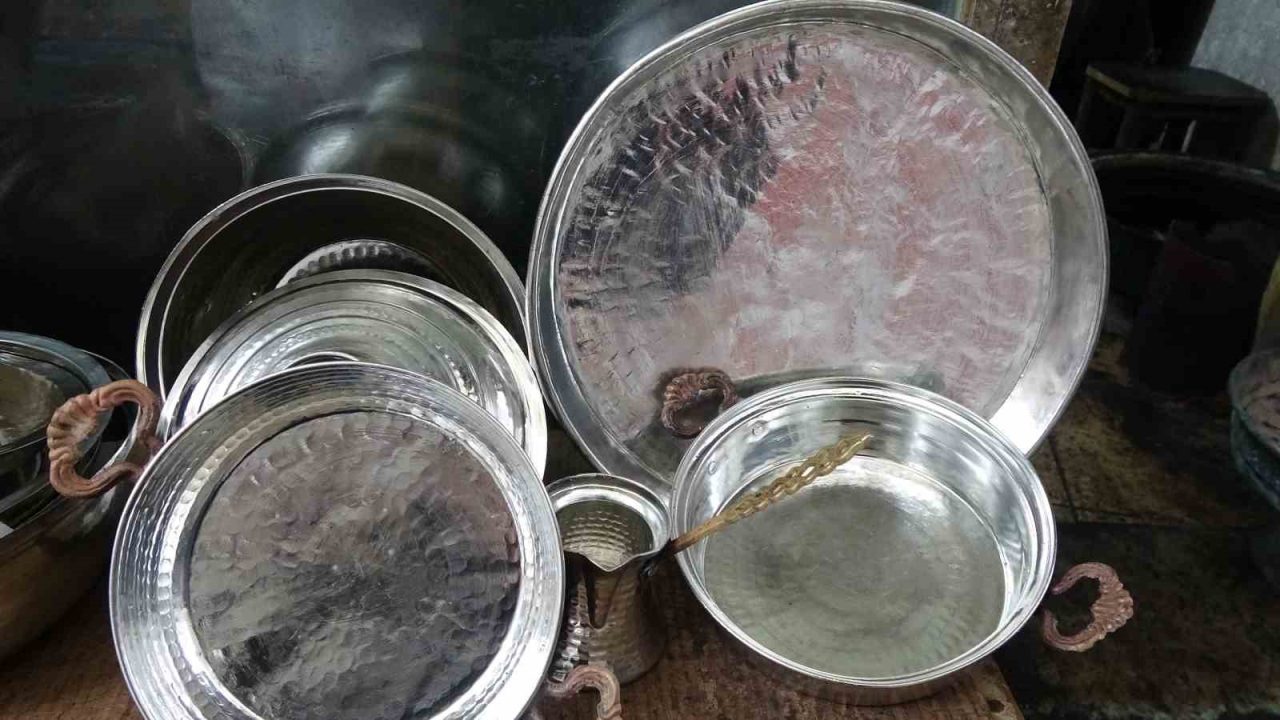 Teknolojinin ve mutfak alışkanlıklarının değişmesiyle birlikte bakır kapların kullanımı büyük