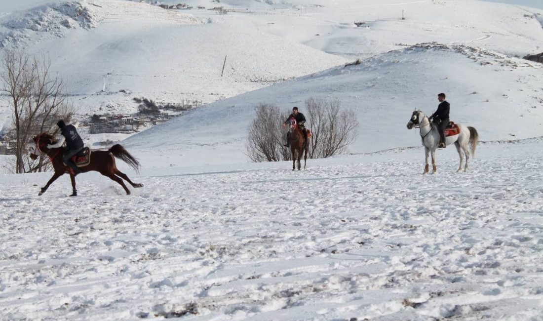 Erzincan ve Bayburt’ta atlı spor kulüplerince düzenlenen müsabakalarla ata sporu
