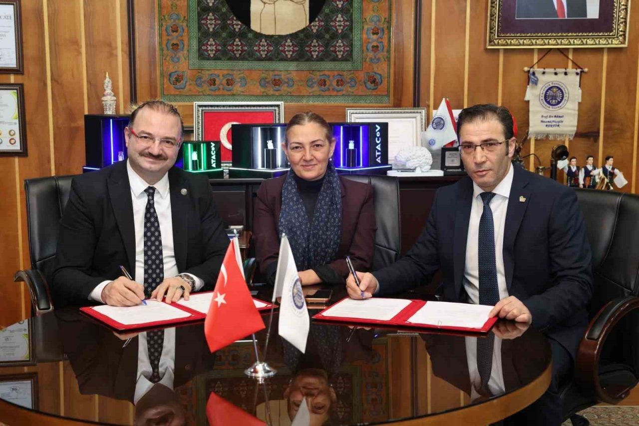 Atatürk Üniversitesi ile Kuzeydoğu Anadolu Kalkınma Ajansı (KUDAKA) iş birliğinde,