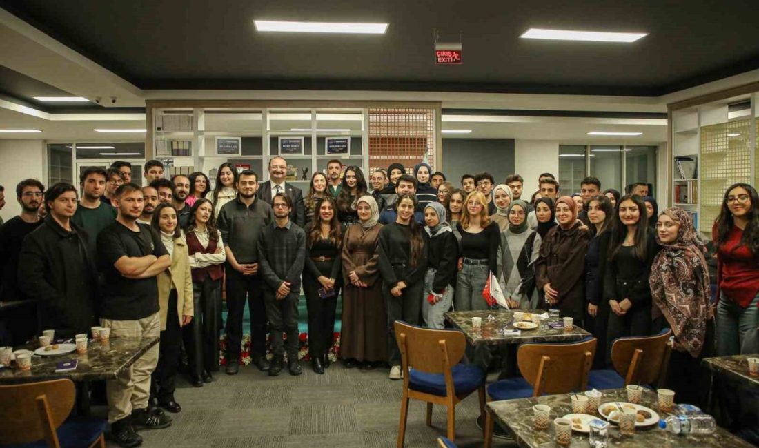 Atatürk Üniversitesi, 1958 yılında dünyaca ünlü matematikçi Cahit Arf’ın üniversite