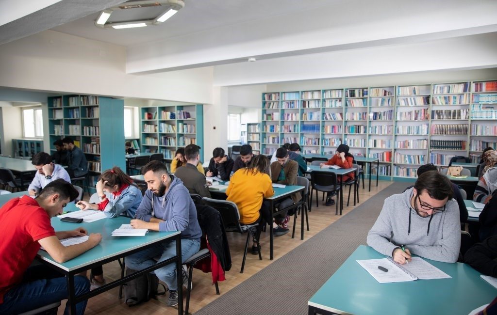 Atatürk Üniversitesi, başarılı lisans öğrencilerini akademik kariyer süreçlerine erkenden dahil