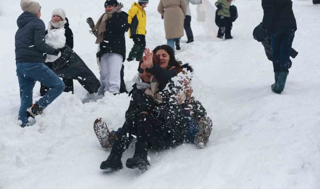 Rize’nin Çamlıhemşin ilçesi Ayder Yaylası’nda bu yıl 18.’si düzenlenen Kardan