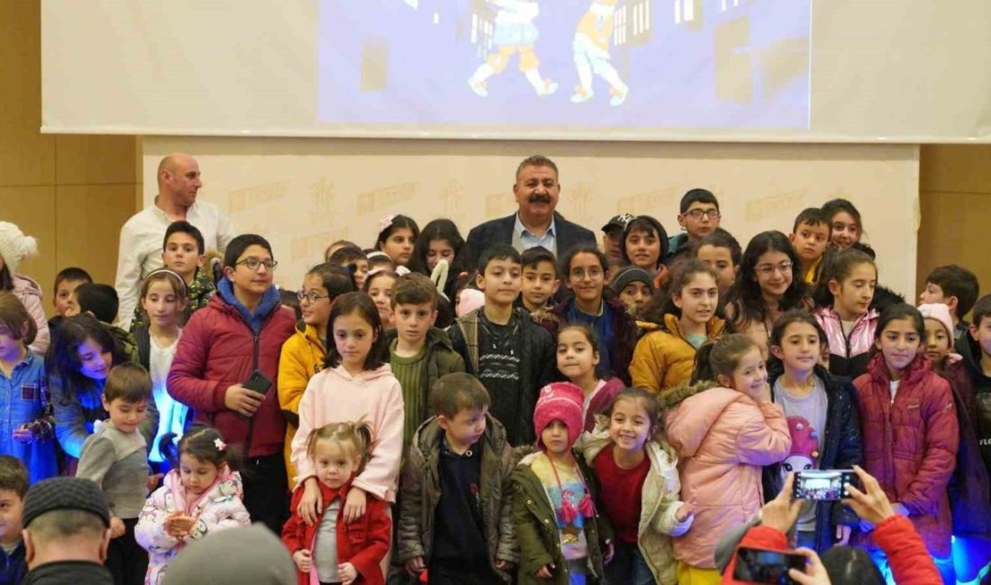 Palandöken Belediye Başkanı Muhammet Sunar, 7-16 yaş arası çocukları hafta