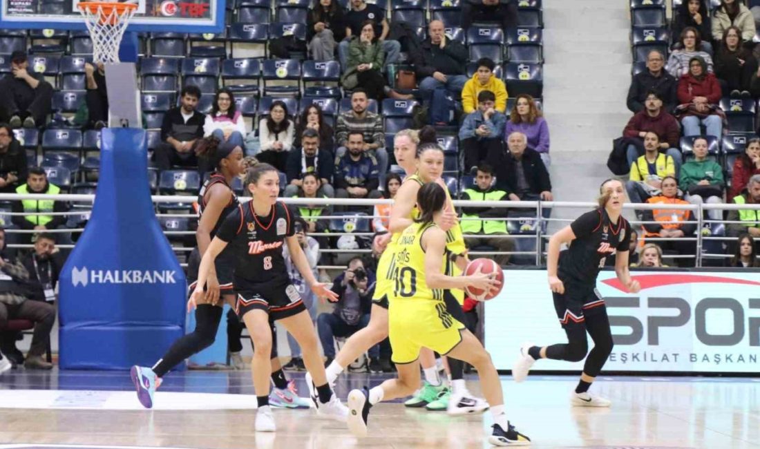 Denizli’de oynanan Halkbank Kadınlar Türkiye Kupası Dörtlü Finali’nde, Fenerbahçe Opet,