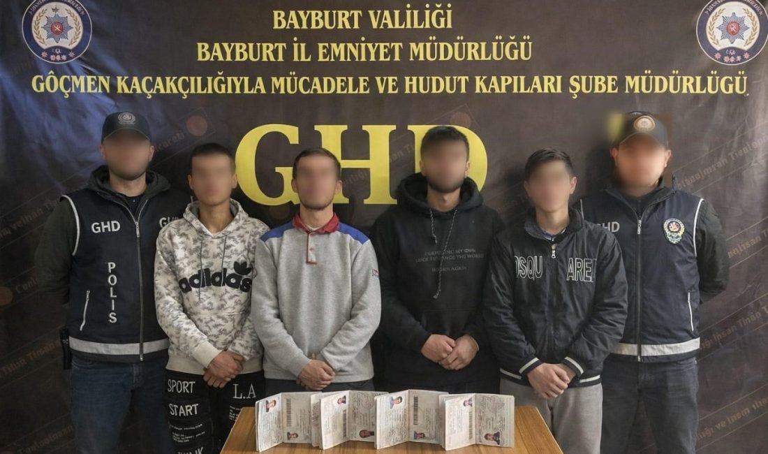 Bayburt’ta Göçmen Kaçakçılığıyla Mücadele ve Hudut Kapıları Şube Müdürlüğünce yürütülen
